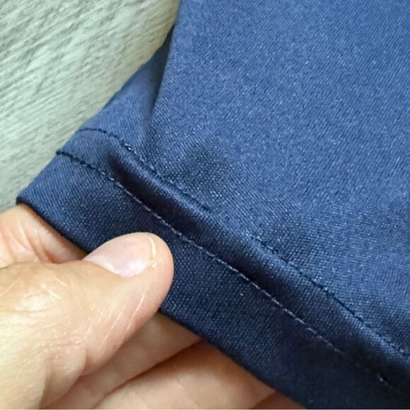 Under Armour Navy Blue Camo Shirt Youth Medium Loose Fit - Picture 8 of 9